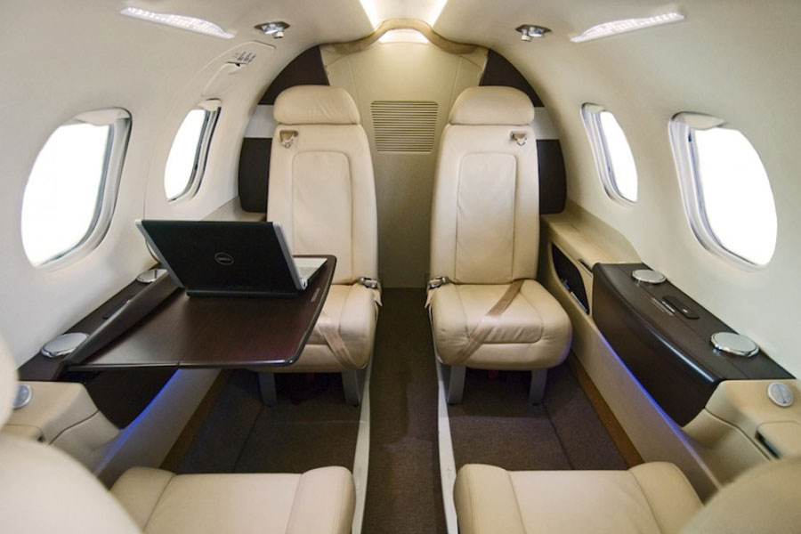 Embraer Phenom interior, Phenom seating
