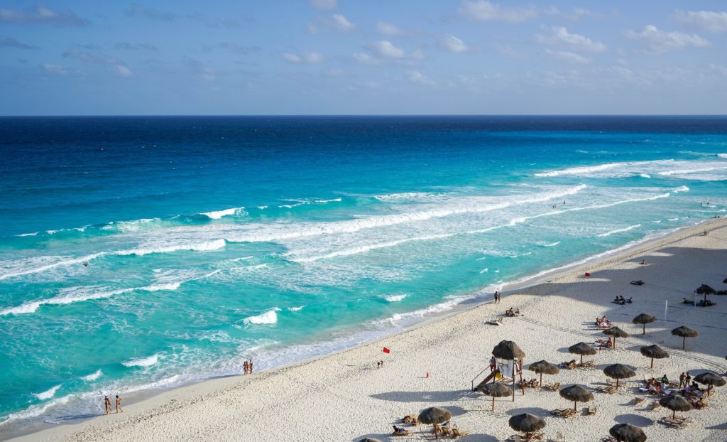 Charter a Jet to Cancun Mexico